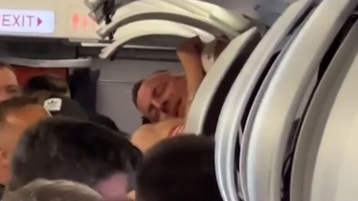 Man filmed in overhead compartment during Ibiza flight