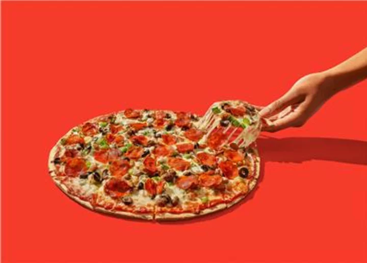 Casey’s Celebrates Launch of All-New Thin Crust Pizza