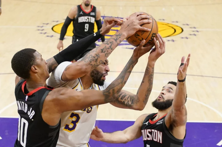 Anthony Davis has double-double in Lakers' 107-97 win over Houston to keep Rockets winless on road