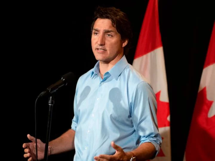 Justin Trudeau blasts Facebook for blocking news as Canada's wildfires rage