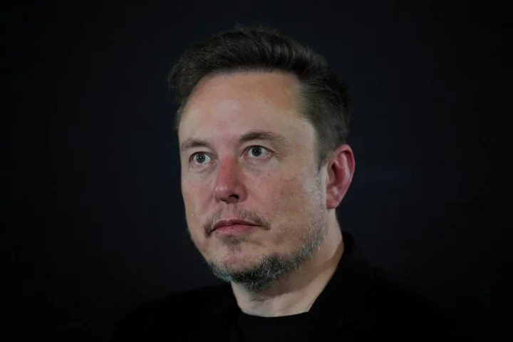 Elon Musk publicly tells X/Twitter advertisers to ‘go f*** yourselves’