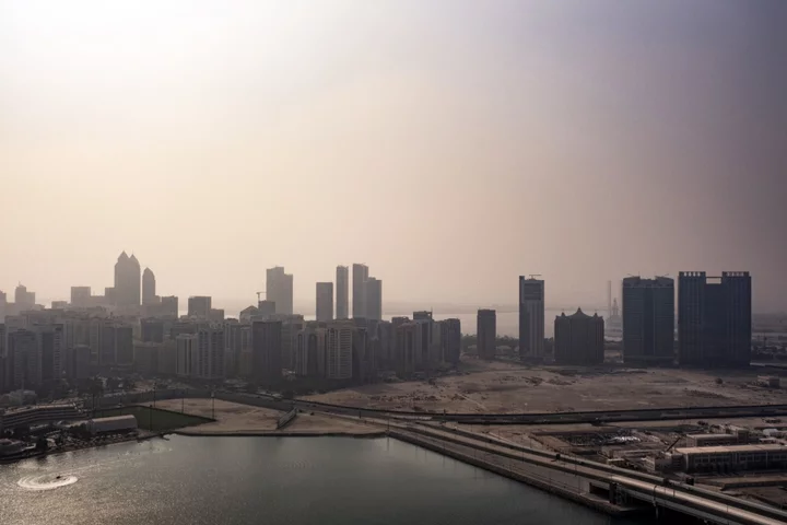 UAE to Set Up Carbon Registry to Gauge Companies’ Emission Cuts